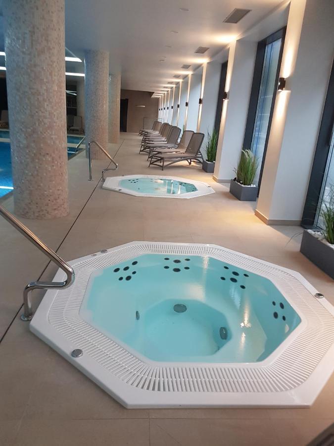 Apartament Baltyk Nadmorskie Tarasy Z Parkingiem コウォブジェク エクステリア 写真